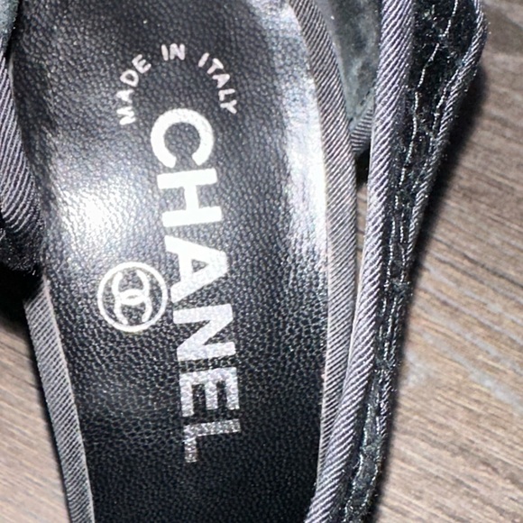 Authentic Chanel black satin heels with round toe and ankle button closure. - Picture 3 of 10